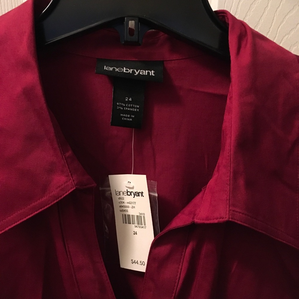 Red button down blouse - Picture 3 of 4